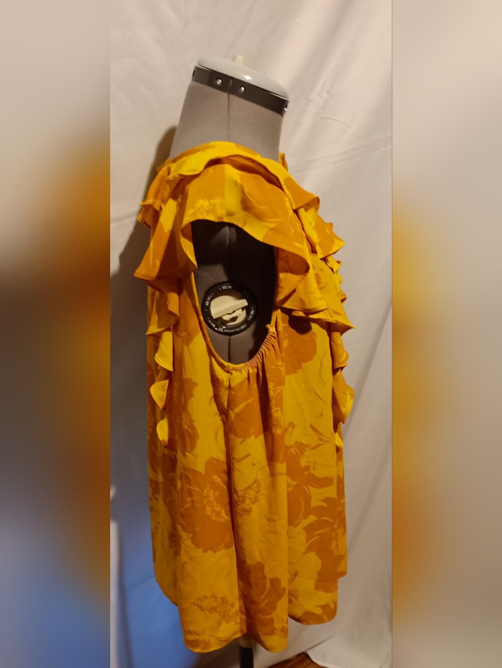 🥬Worthington Women's Gold Yellow Floral Ruffle Blouse – Size Large - Picture 3 of 11